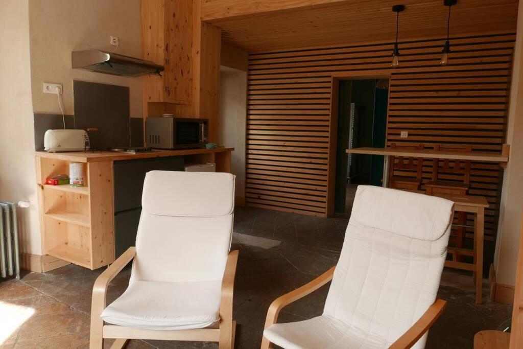 Joli appartement confortable rénové style cosy Saint-Martin-de-la-Porte Exterior foto